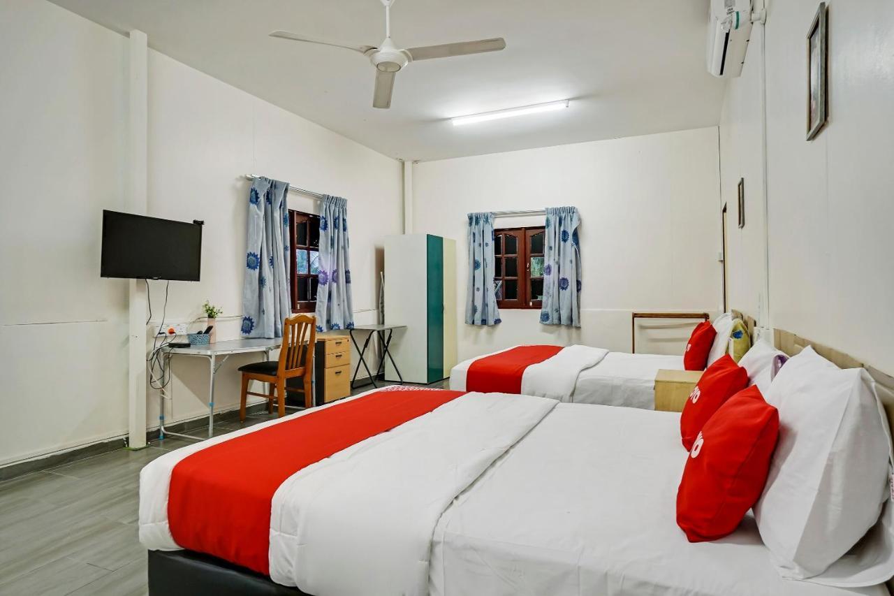 Oyo 90462 Padang Besar Green Inn Exteriér fotografie