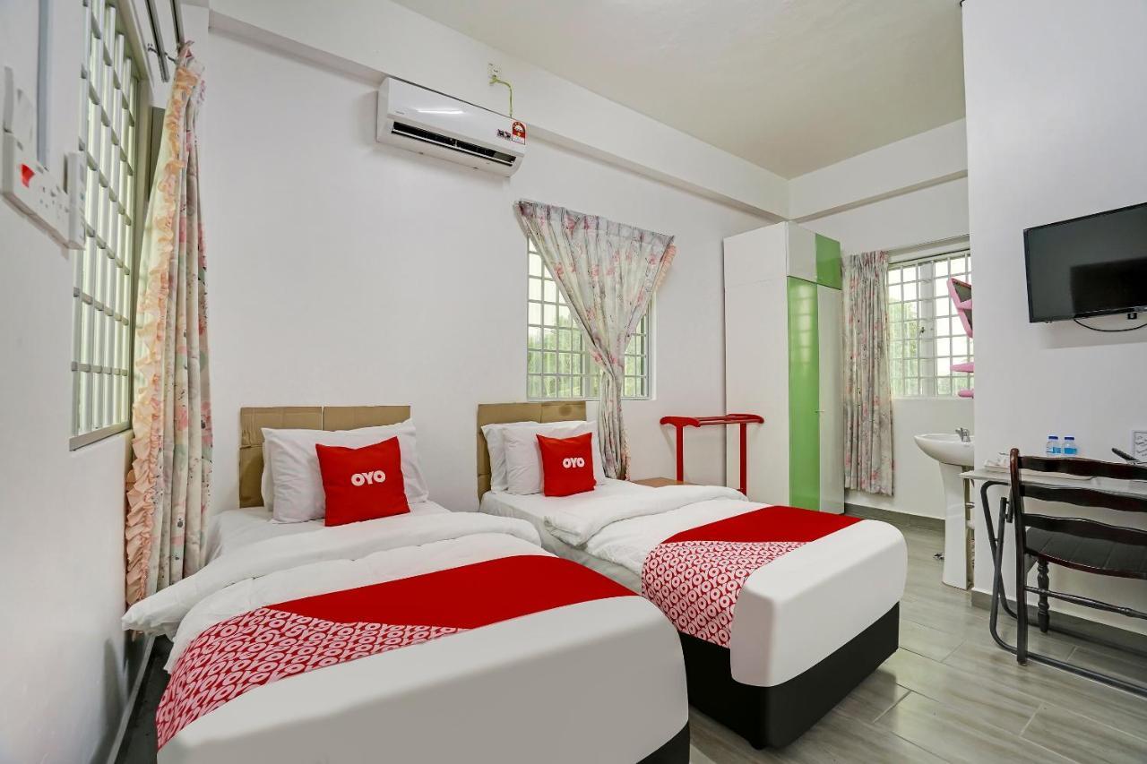 Oyo 90462 Padang Besar Green Inn Exteriér fotografie