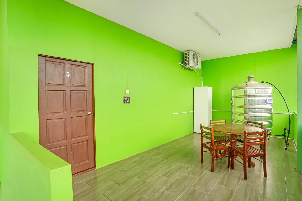 Oyo 90462 Padang Besar Green Inn Exteriér fotografie